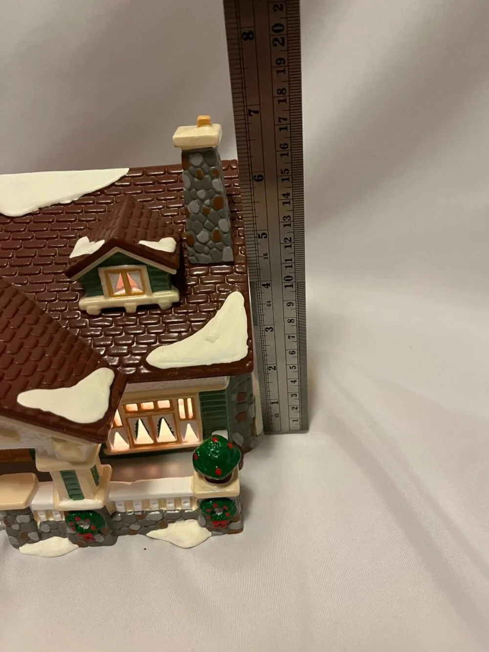 Department 56 Snow Village – 1992 Craftsman Cottage – Lighted - Original Box - Picture 6 of 16
